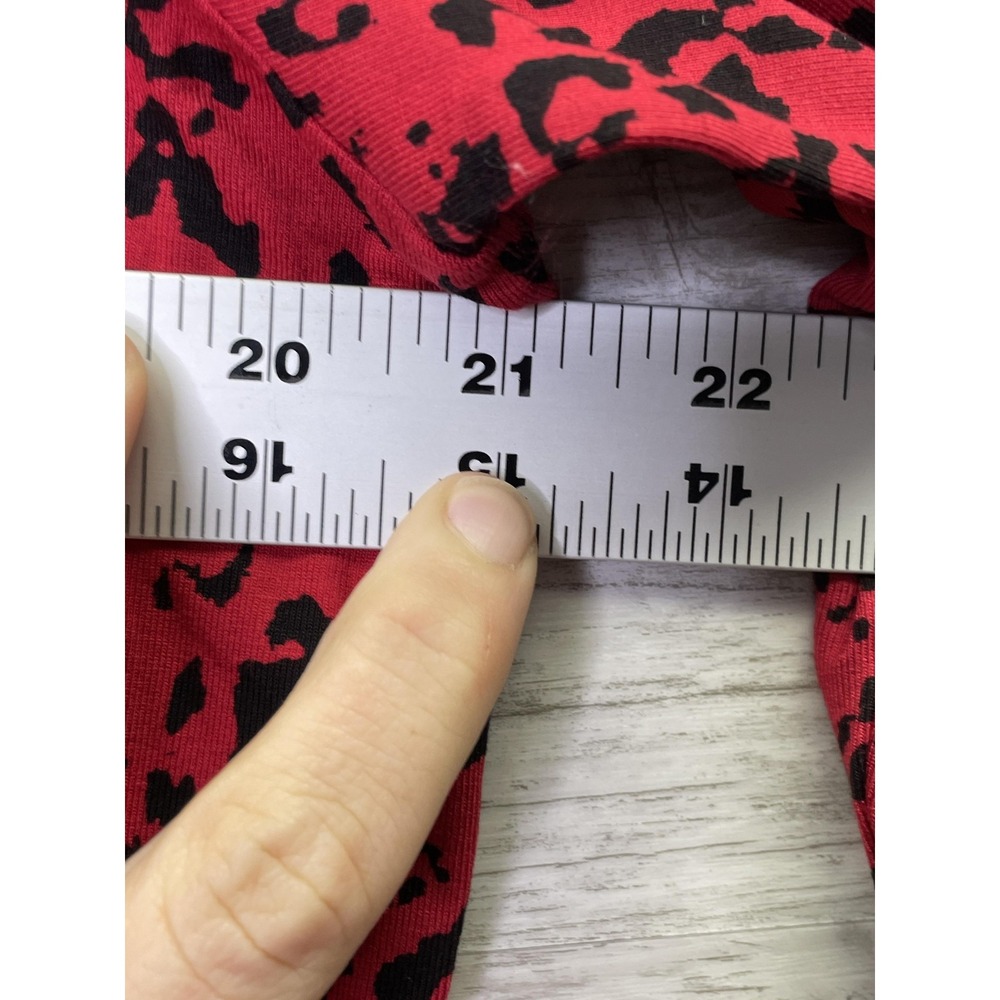Chico's Womens 2 Red Animal Print Long Sleeve Touch of Cool Layer Tee 570400594 - Picture 5 of 7